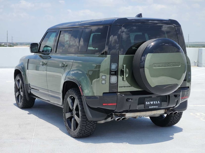 2026 Land Rover Defender - Image 3