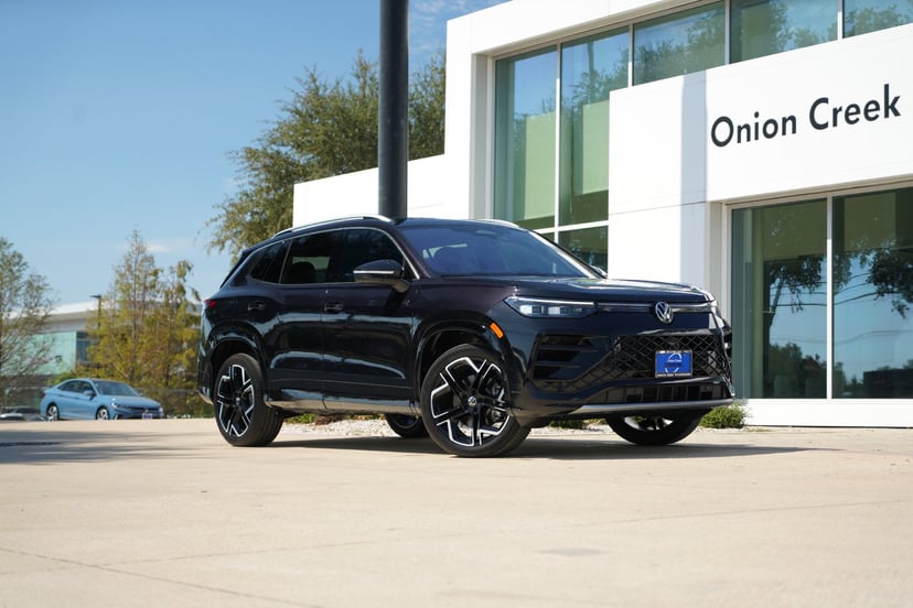 2026 Volkswagen Tiguan - Image 1