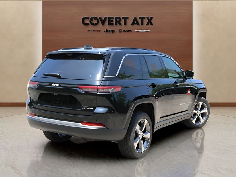 2026 Jeep Grand Cherokee - Image 2