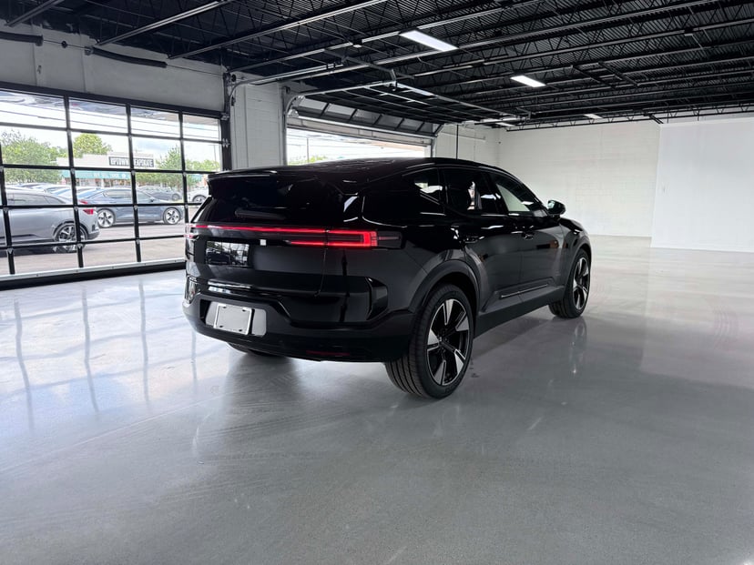 2025 Polestar 3 - Image 3