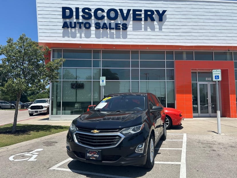 2020 Chevrolet Equinox - Image 1