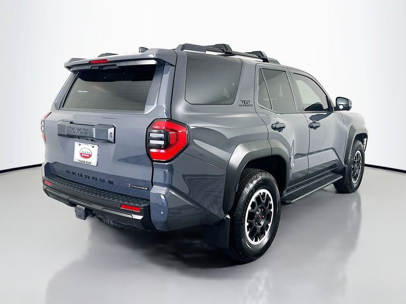 2025 Toyota 4runner - Image 2