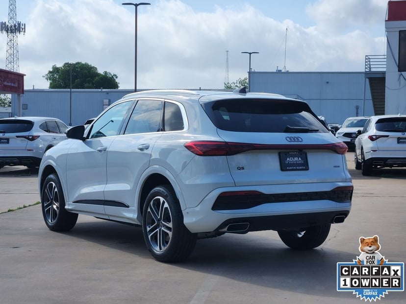 2025 Audi Q5 - Image 3