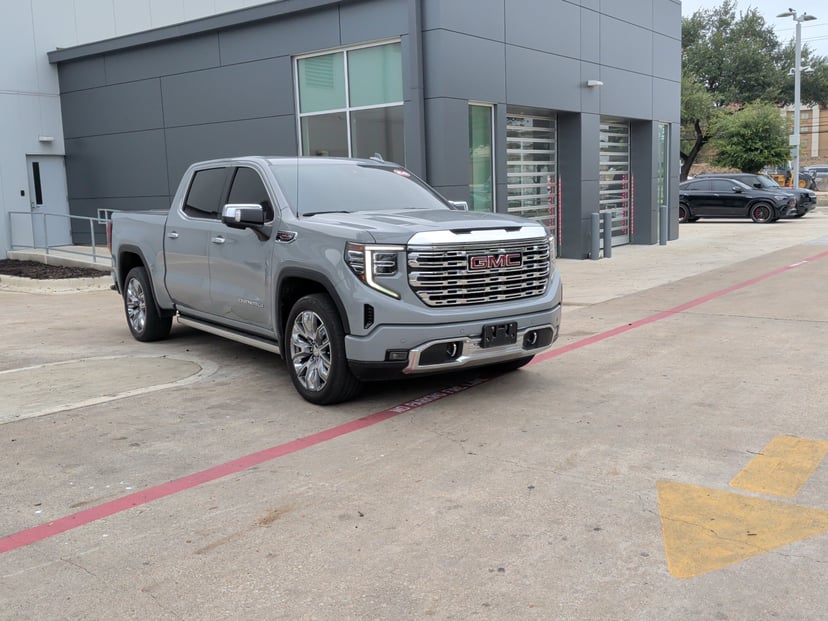 2024 GMC Sierra 1500 - Image 1