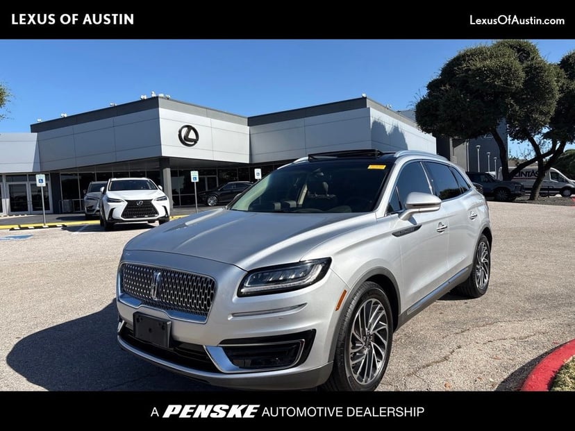 2019 Lincoln Nautilus - Image 2