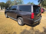2016 Chevrolet Suburban - Preview 3