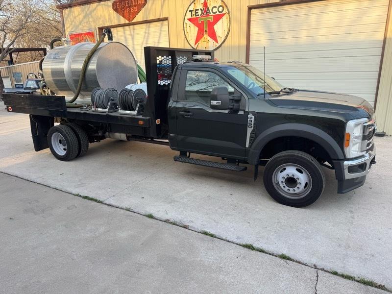2023 Ford F-450 - Image 2