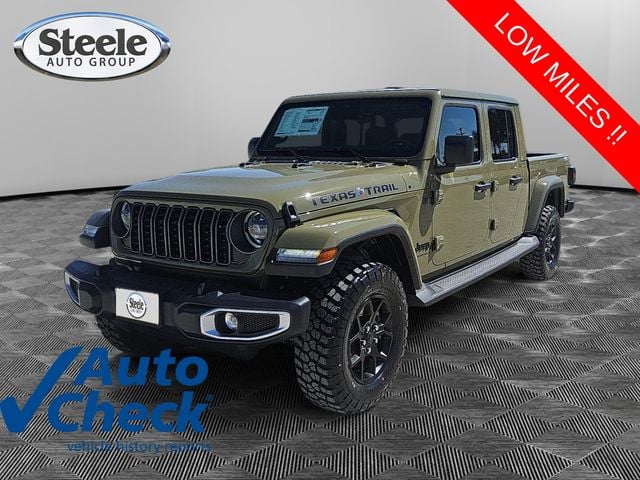 2026 Jeep Gladiator - Image 1