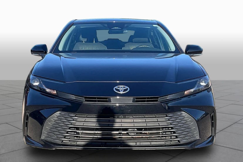 2025 Toyota Camry - Image 2