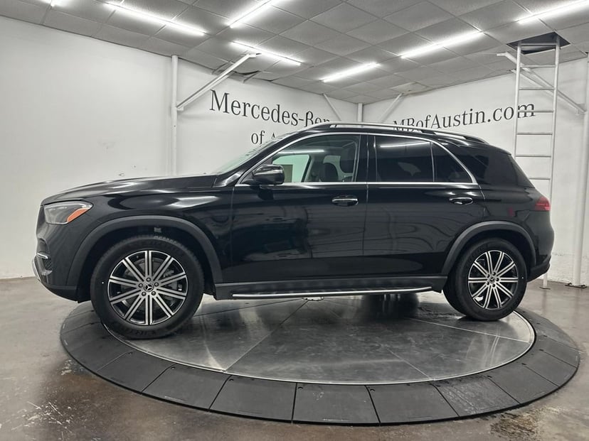 2026 Mercedes-Benz GLE - Image 1