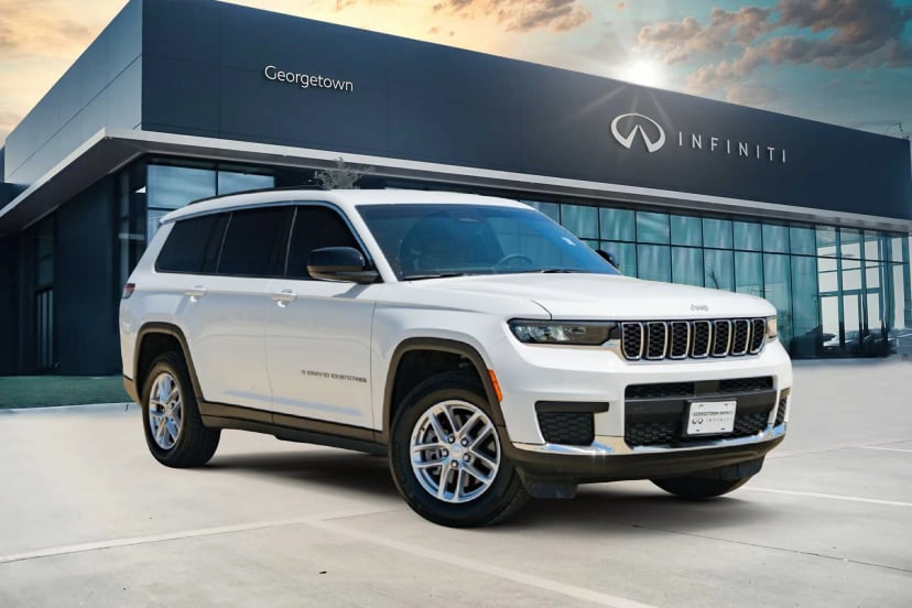 2025 Jeep Grand Cherokee - Image 1