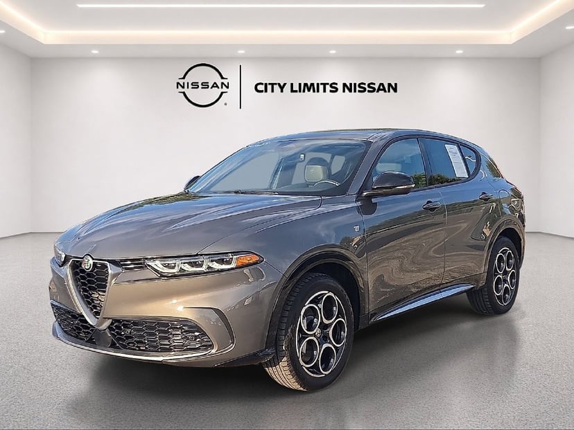 2024 Alfa Romeo Tonale - Image 1