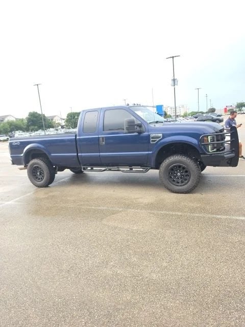 2010 Ford F-350 - Image 2