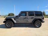 2023 Jeep Wrangler - Preview 3