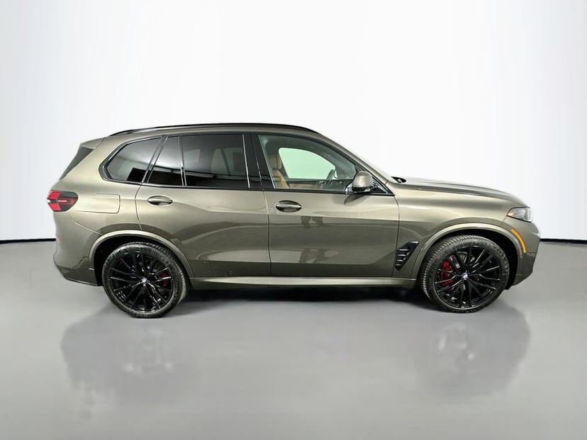 2026 BMW X5 - Image 2
