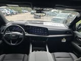 2026 Chevrolet Suburban - Preview 12