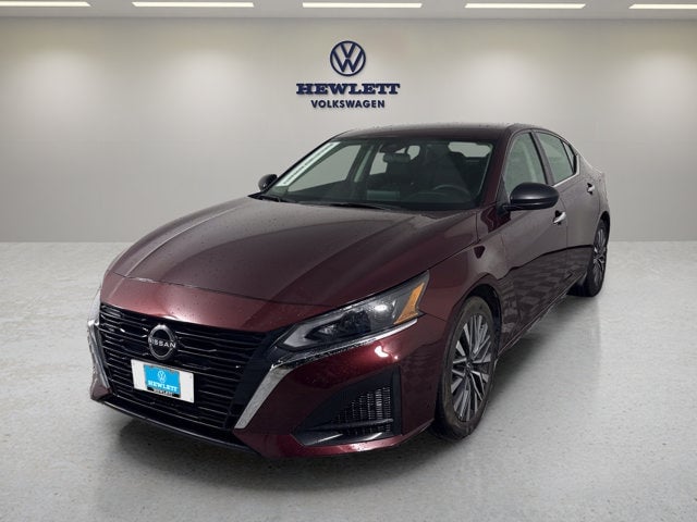2024 Nissan Altima - Image 1