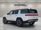 2024 Rivian R1S - Preview 3