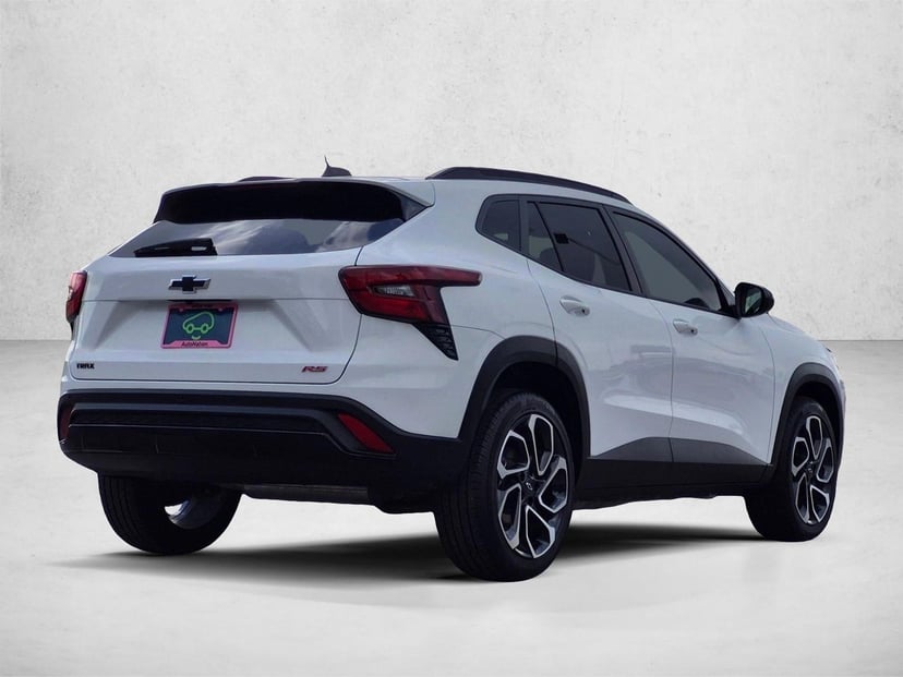 2025 Chevrolet Trax - Image 3
