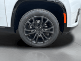 2026 Jeep Grand Wagoneer - Preview 13