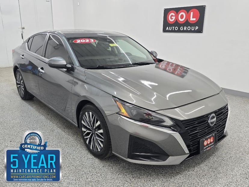 2023 Nissan Altima - Image 1