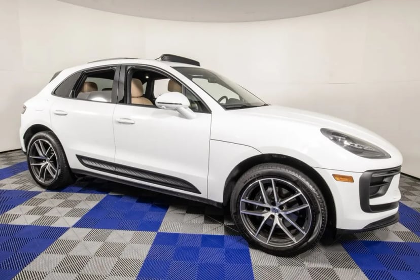 2024 Porsche Macan - Image 1