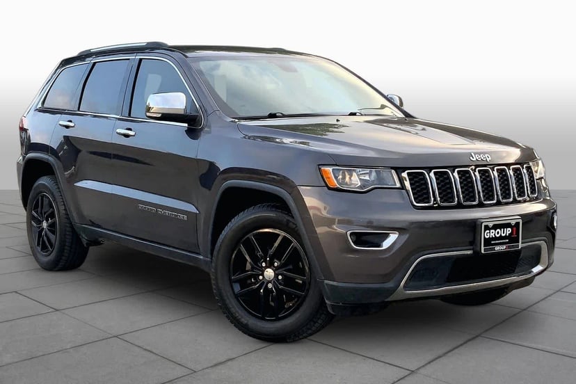 2017 Jeep Grand Cherokee - Image 2