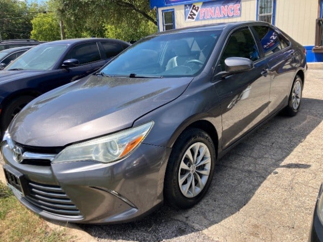 2017 Toyota Camry - Image 1