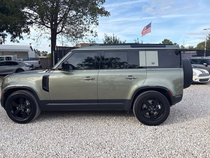 2020 Land Rover Defender - Image 1