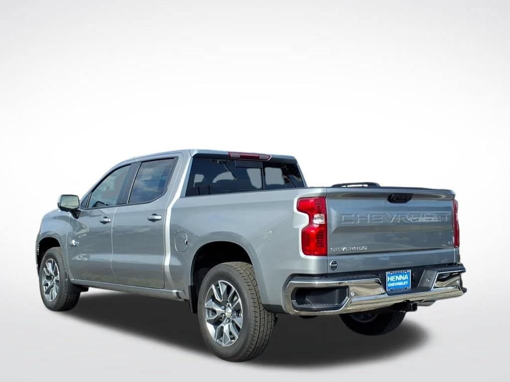 2026 Chevrolet Silverado 1500 - Image 3