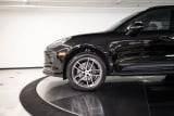 2026 Porsche Macan - Preview 11