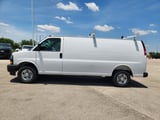 2026 Chevrolet Express Cargo - Preview 3