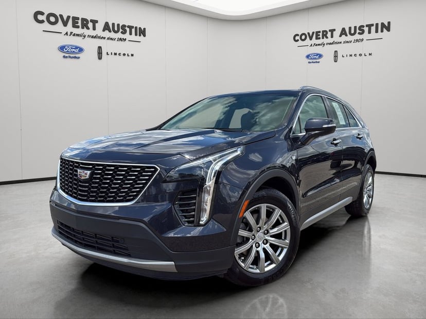 2023 Cadillac XT4 - Image 1
