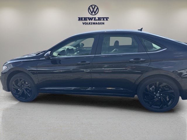 2026 Volkswagen Jetta - Image 3