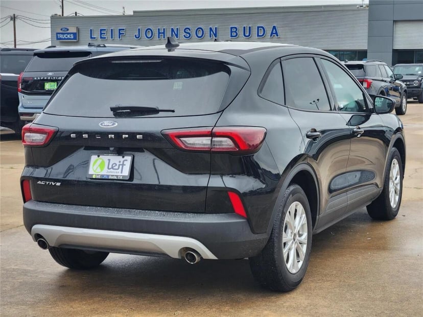 2025 Ford Escape - Image 2