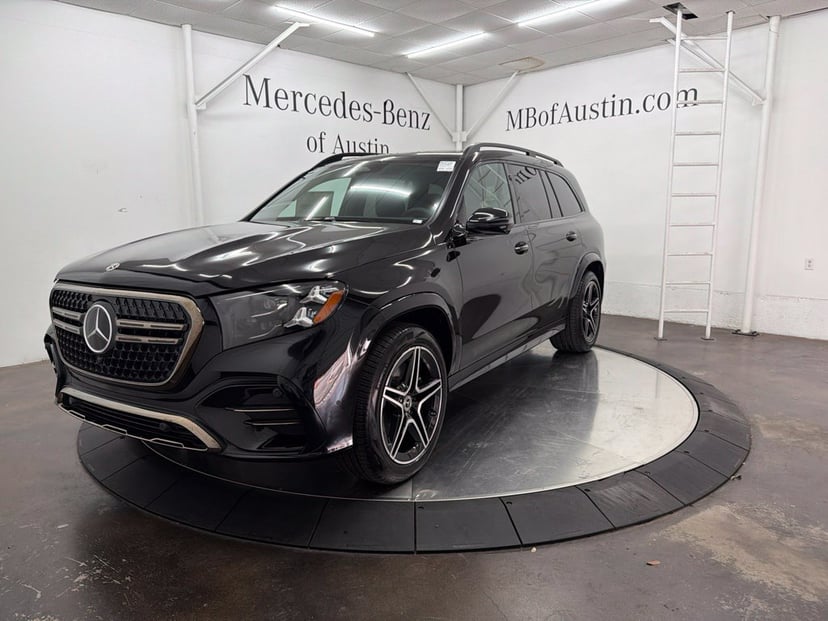 2027 Mercedes-Benz GLS - Image 1