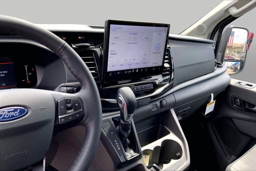 2026 Ford Transit - Image 3