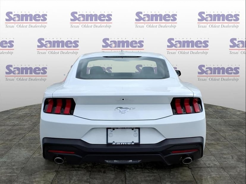 2026 Ford Mustang - Image 3