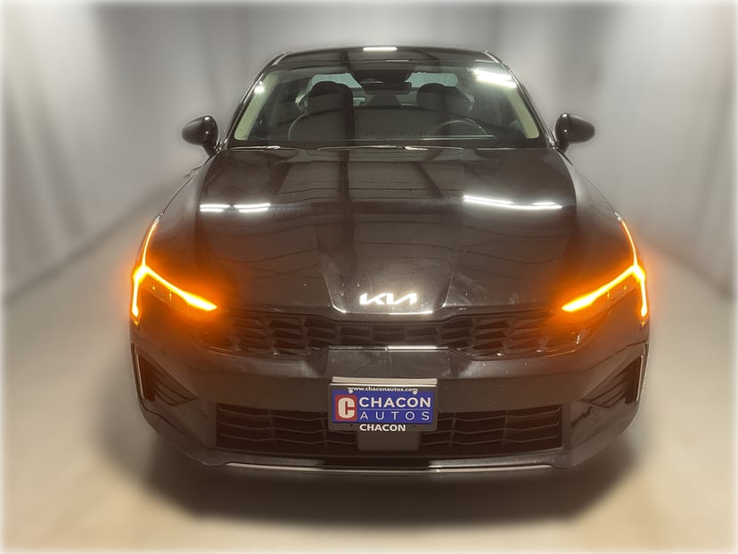 2025 Kia K5 - Image 2