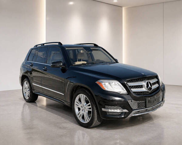 2015 Mercedes-Benz GLK - Image 1