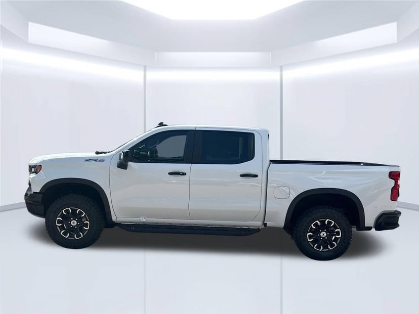 2026 Chevrolet Silverado 1500 - Image 2
