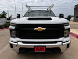 2025 Chevrolet Silverado - Preview 2