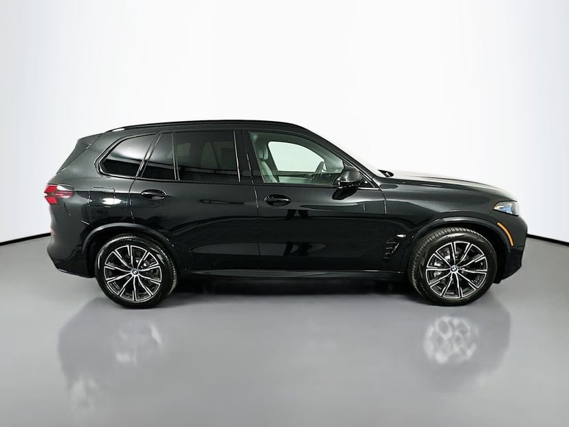 2026 BMW X5 - Image 3