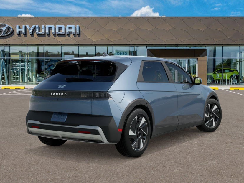 2026 Hyundai IONIQ 5 - Image 3
