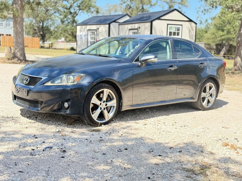 2011 Lexus IS - Image 1