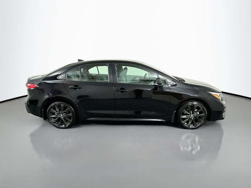 2026 Toyota Corolla - Image 2
