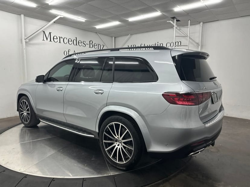 2026 Mercedes-Benz GLS - Image 3