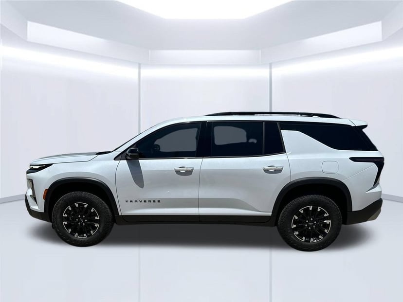 2026 Chevrolet Traverse - Image 1