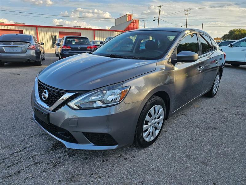 2018 Nissan Sentra - Image 2