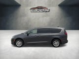 2023 Chrysler Pacifica - Preview 4